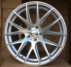 0b1915fd8460cf9995dfe58da499f248-1000x1000-max