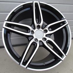 0f3340d75d6b1d7fe553426649f41411-1000x1000-max