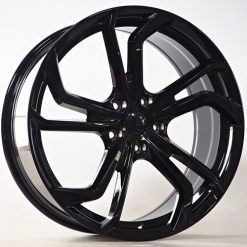 magnus_iv23491_gloss_black